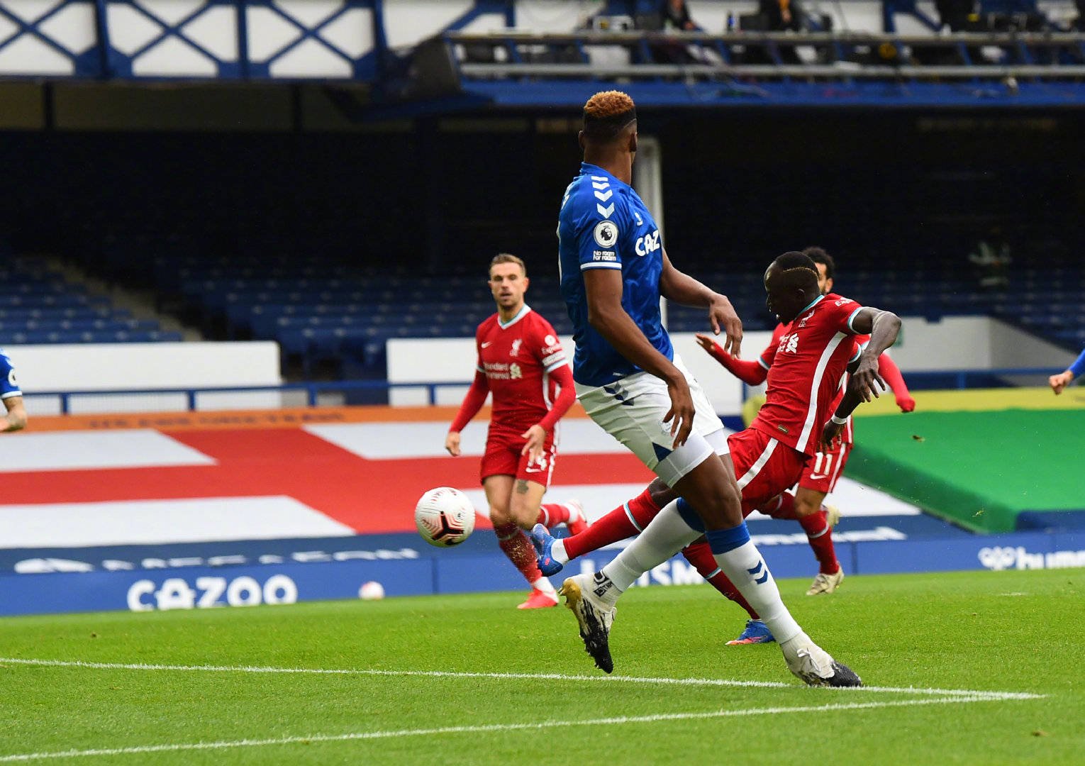 采取更加积 采取更加积